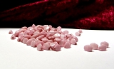 50 Pinch Beads Chalk White Lila Luster