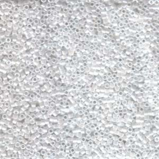 5g Miyuki Delica White Pearl DB0201 5g Miyuki Delica White Pearl DB0201