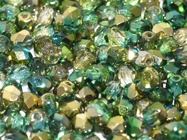 25 Glasschliffperlen Crystal Sunny Magic Summer Green
