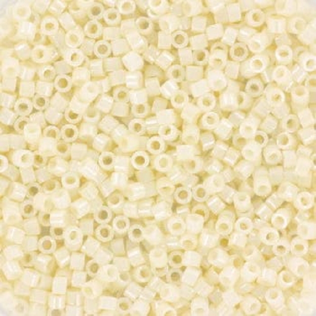 5g Miyuki Ceylon Lt. Yello DB0203 5g Miyuki Ceylon Lt. Yello DB0203